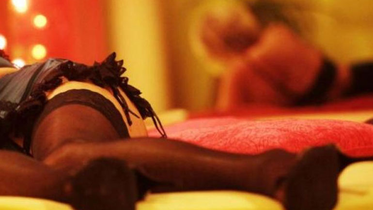 Τη βρήκε σε στάση… αναμονής!