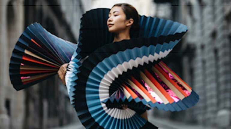 Όταν το οριγκάμι συναντά το μπαλέτο και τη φωτογραφία