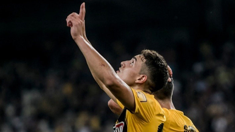 Πόνσε: «Φυσικά και θα ήθελα να παραμείνω»