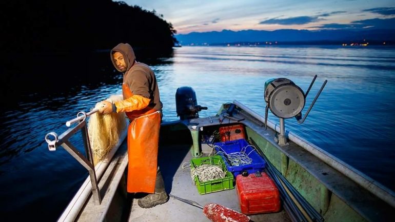 Η κλιματική αλλαγή απειλεί τις λίμνες της Ελβετίας