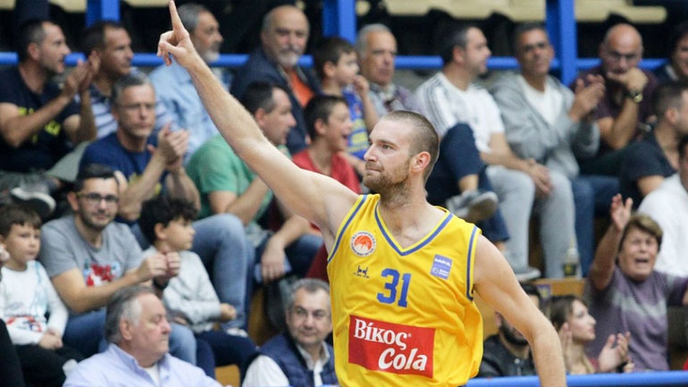 Έκανε το «3 στα 3» το Περιστέρι, 71-62 τον Χολαργό