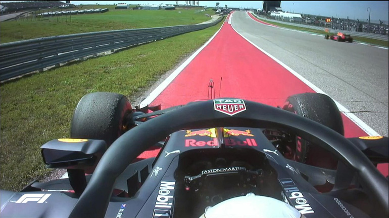 Άτυχος σε ακόμα έναν αγώνα αποδείχτηκε ο Ricciardo εγκατέλειψε με πρόβλημα στον κινητήρα...