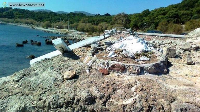 Μυτιλήνη: Συνεχίζονται οι αντιπαραθέσεις για τον σταυρό στην ακτή Απελή