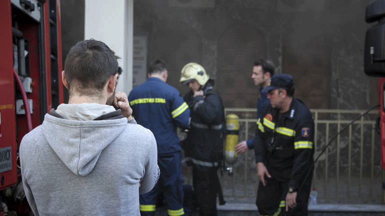 Φωτιά σε ψητοπωλείο στο κέντρο της Αθήνας