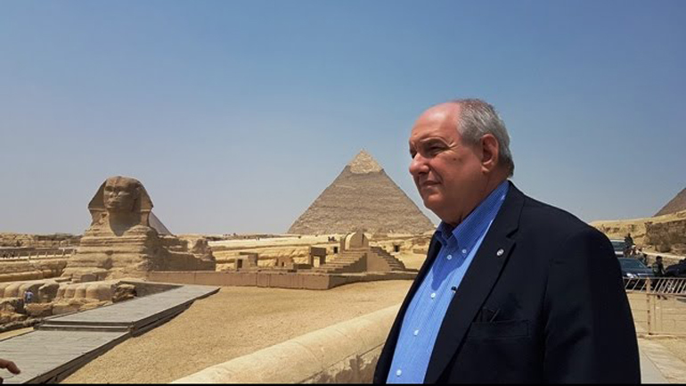 Τ. Κουίκ: Βρίσκομαι στην Αίγυπτο υπηρετώντας την εξωτερική πολιτική της πατρίδας μου