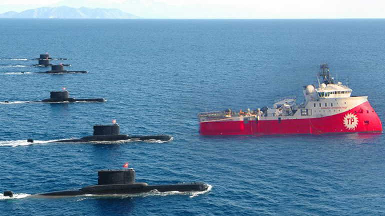 Ιαχές πολέμου από την Τουρκία