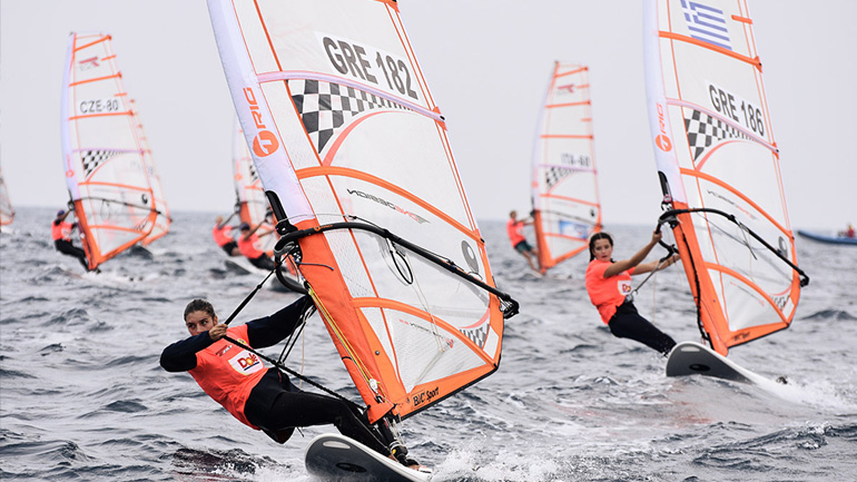 Η πρώτη ημέρα του Ευρωπαϊκού Πρωταθλήματος Dole –Techno 293 European Championship