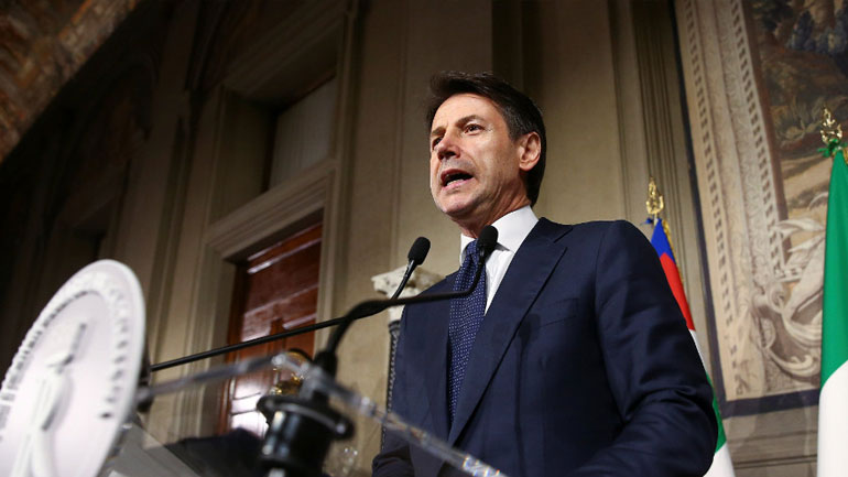 Απρόθυμος ο Κόντε να αναθεωρήσει τον ιταλικό προϋπολογισμό