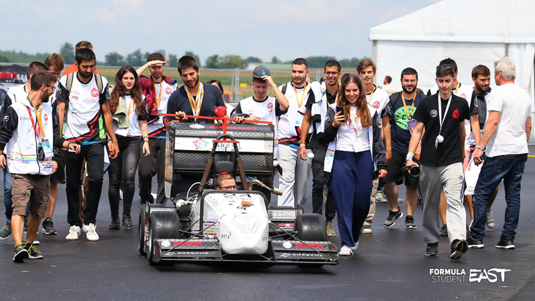 Prom Racing: Με καρδιά μοτοσυκλέτας και ψυχή ελληνική!