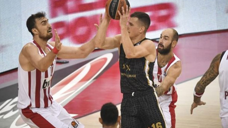Ευρωλίγκα: Πρόστιμο στον Ολυμπιακό για το παιχνίδι με την Αρμάνι