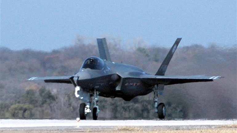 Βέλγιο: Η αντικατάσταση των F-16 με F-35 αποτελεί αντικείμενο πολιτικής αντιπαράθεσης