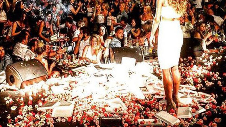 Τα λουλούδια στην… αντιπεριφερειάρχη από μένα