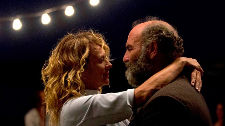 Η Έ. Σουάρεζ και ο Α. Καραζήσης πρωταγωνιστούν στο «Ηφαίστειο» που γυρίζεται στη Νίσυρο