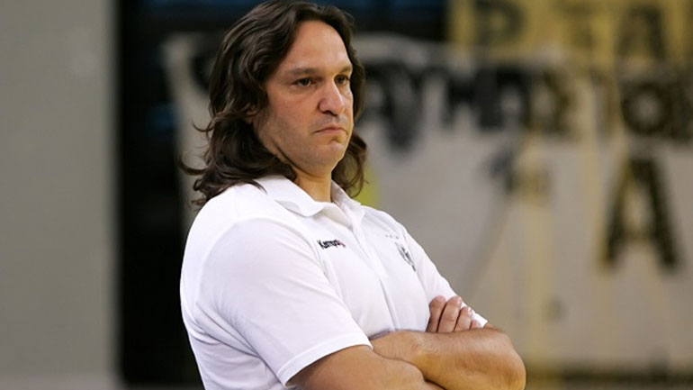 Αρβανίτης: «Δύσκολο να παίξουμε άλλη άμυνα μέσα σε λίγες ημέρες»