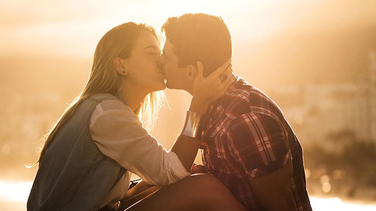 Πώς φιλούν τα ζώδια;