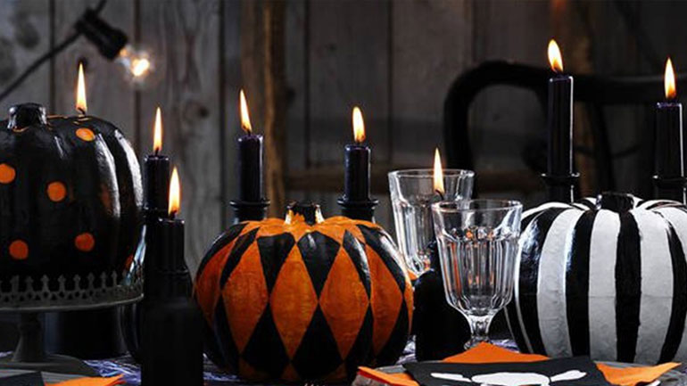 Ιδέες για να οργανώσετε ένα πρωτότυπο Halloween πάρτι εφέτος στο σπίτι σας