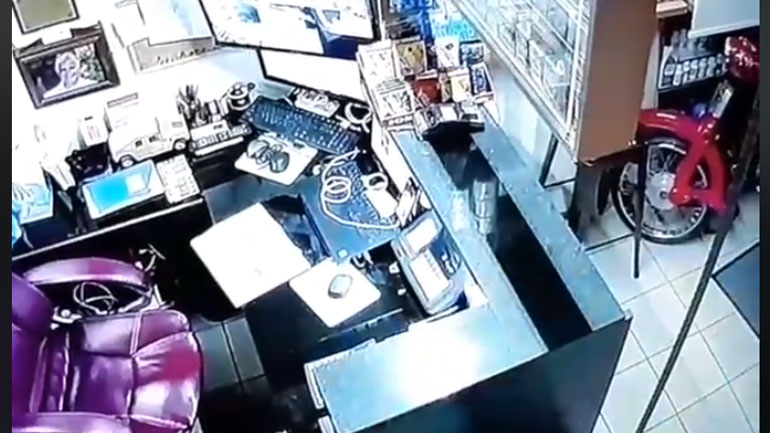 Video από τη στιγμή της ισχυρής δόνησης των 6,4 Ρίχτερ