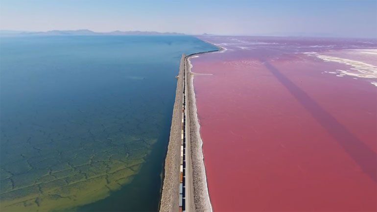 Αυτή είναι η πιο παράξενη λίμνη του κόσμου!