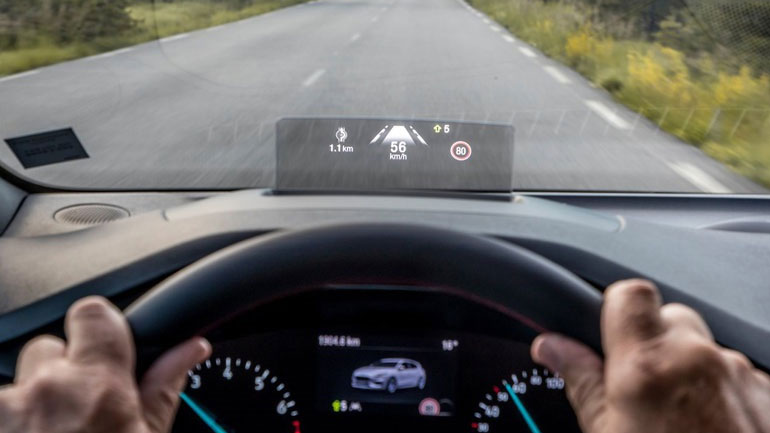 Τα φώτα του Ford Focus «χτυπούν» στα 500 μέτρα