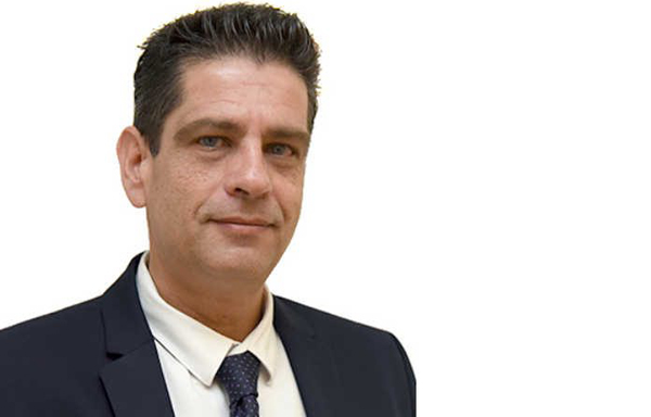 Ο Λεωνίδας Δαβουλάρης