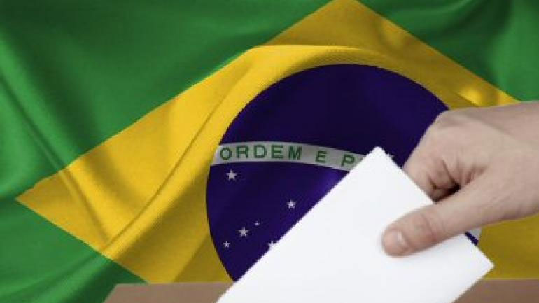 Βραζιλία: Ο Φερνάντου Αντάτζι απαιτεί «σεβασμό» προς τους 45 εκατομμύρια εκλογείς που τον ψήφισαν