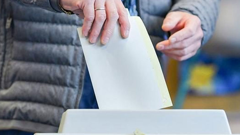 Τα πρώτα σχόλια του γερμανικού Τύπου για τις εκλογές στην Έσση