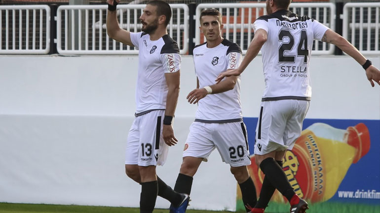 Αραβίδης: «Σημαντικά τα γκολ για τον επιθετικό»