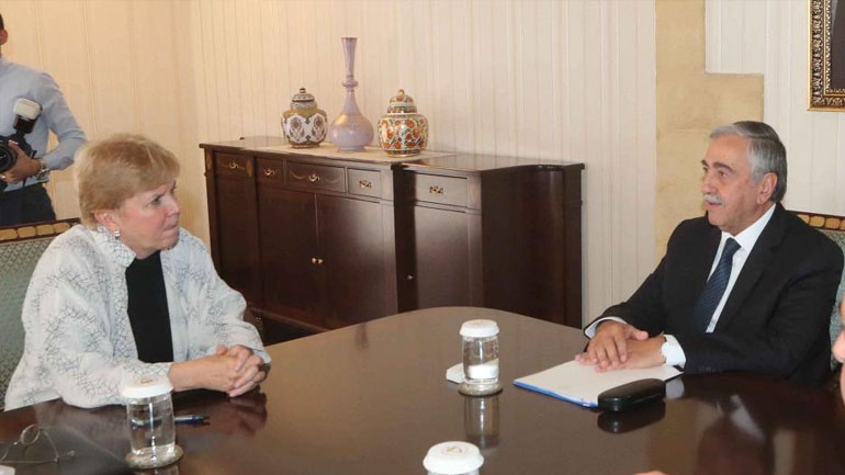 Κύπρος: Θέμα χρονοδιαγράμματος και πολιτικής ισότητας έθεσε ο Ακιντζί στη Λουτ