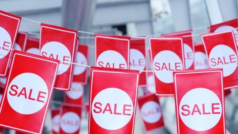 Χρήσιμος «οδηγός» εν όψει των ενδιάμεσων εκπτώσεων