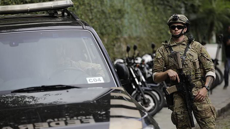 Βραζιλία: Αντιδράσεις μετά τη δήλωση του κυβερνήτη του Ρίο ότι θέλει να αναπτύξει ελεύθερους σκοπευτές