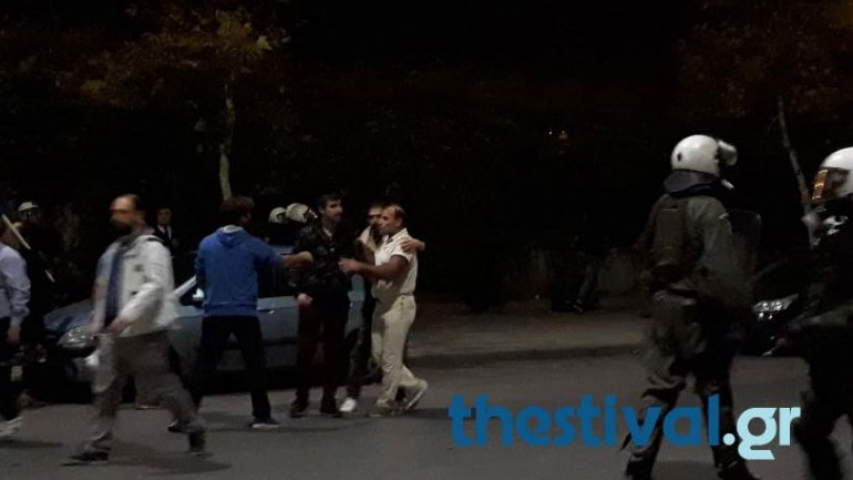 Επεισόδια στην πορεία για τον Κωνσταντίνο Κατσίφα στη Θεσσαλονίκη