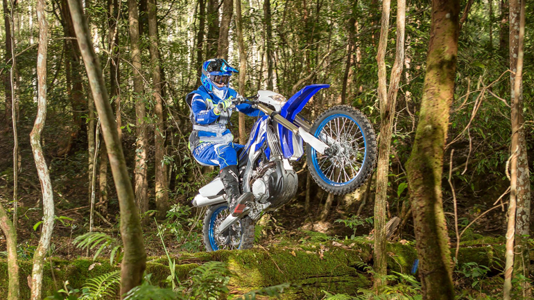 Yamaha WR450F 2019: Πιο δυνατό, πιο ελαφρύ, πιο εξελιγμένο