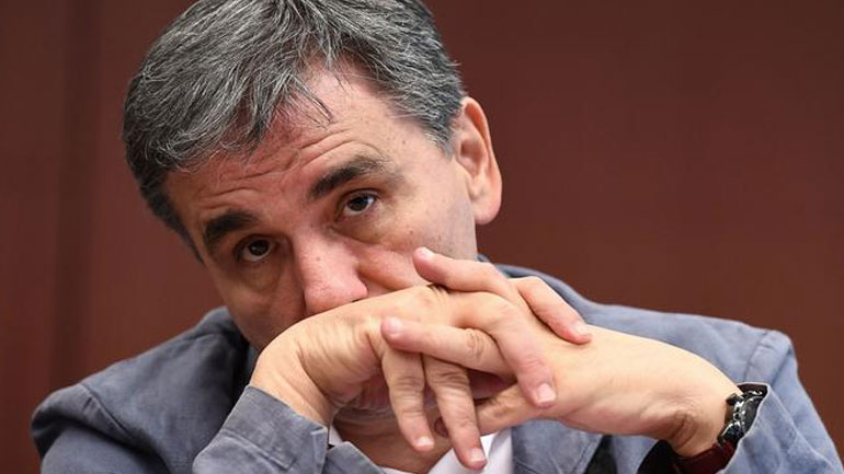 FAZ: Η Ιταλία δυσκολεύει την Ελλάδα να βγει στις αγορές