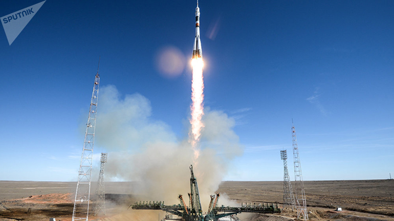 Η στιγμή που το Soyuz βγαίνει εκτός ελέγχου κατά την αποτυχημένη εκτόξευση