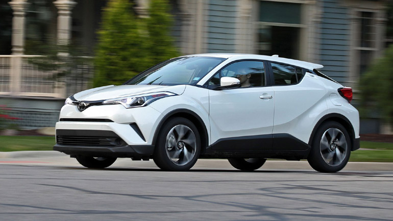 Καταργείται το βενζινοκίνητο Toyota C-HR