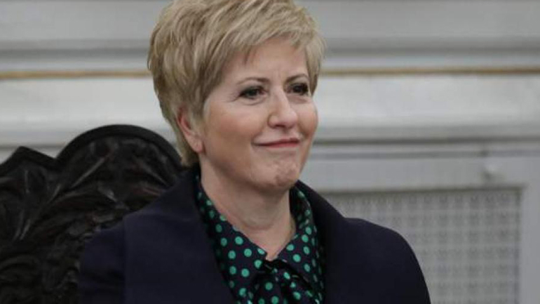 Η ΥΦΕΘΑ Μαρία Κόλλια-Τσαρουχά σε φυλάκια στην αλβανική μεθόριο