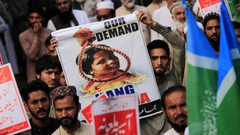 Πακιστάν: Ο δικηγόρος της χριστιανής Άσια Μπίμπι έφυγε από τη χώρα, φοβούμενος για τη ζωή του