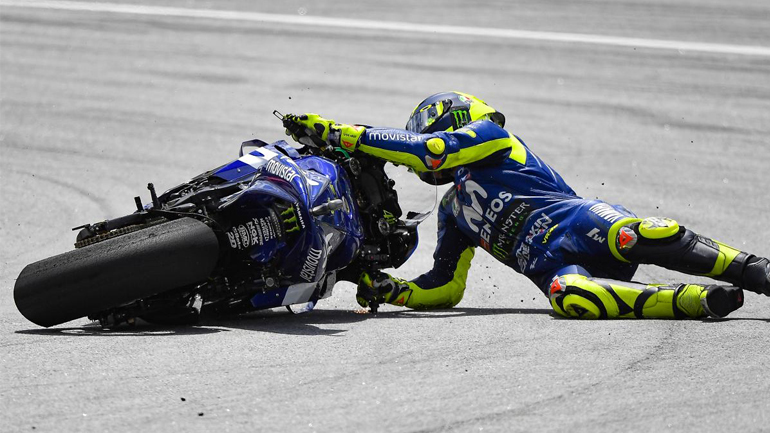MotoGP 2018, Sepang: Η στιγμή της καταστροφής για τον Rossi MotoGP 2018, Sepang: Η στιγμή της καταστροφής για τον Rossi