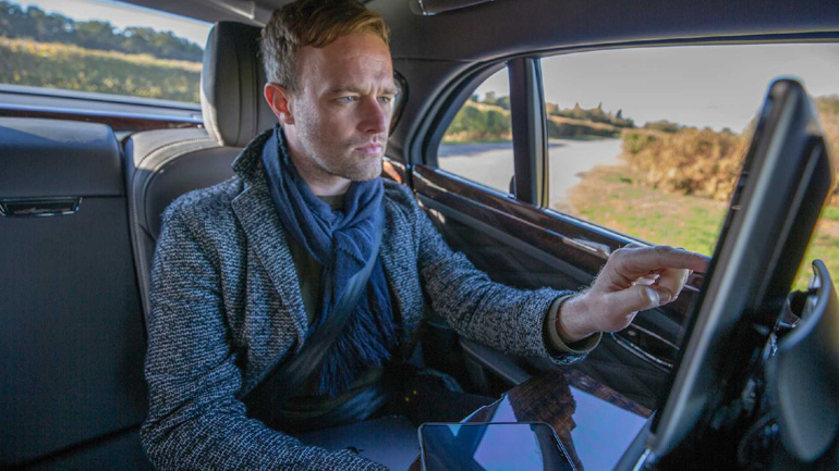 Η Bentley υπόσχεται το κορυφαίο in-car WiFi στον κόσμο