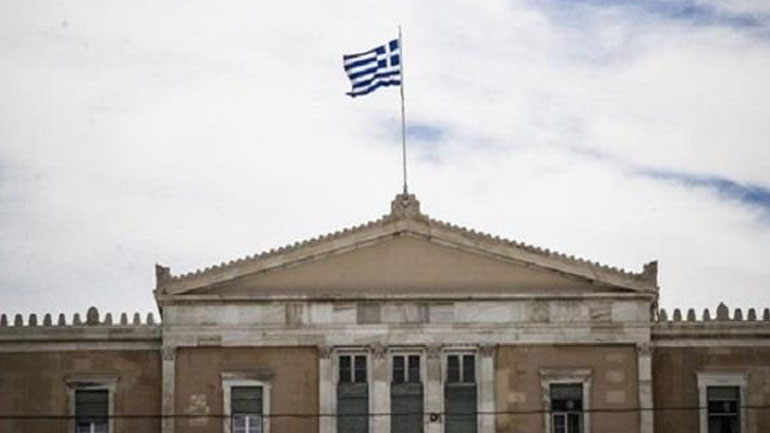 Στα χαρακώματα τα κόμματα με το πόρισμα της Εξεταστικής