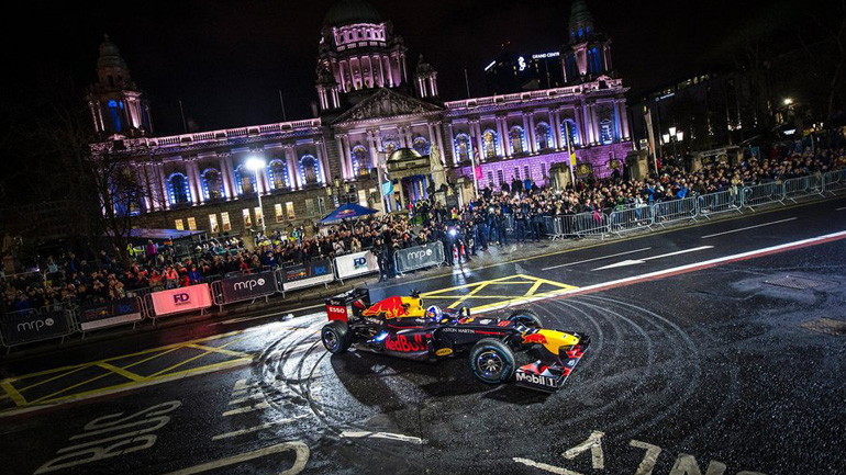 H Red Bull Racing αναστάτωσε το σμαραγδένιο νησί της Ευρώπης
