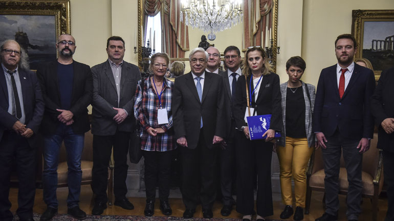 Συνάντηση Πρ. Παυλόπουλου με την πρόεδρο της ΕΣΗΕΑ και τους προέδρους δημοσιογραφικών ενώσεων