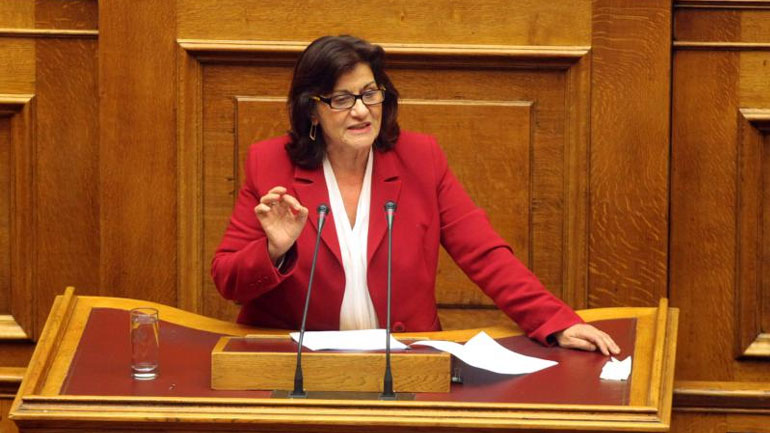 «Στόχος όλων θα έπρεπε να είναι η αποκατάσταση της απαξίωσης του πολιτικού συστήματος»