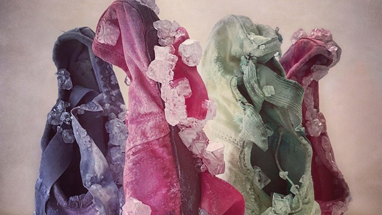 Μια έκθεση φτιαγμένη από ιδρώτα αθλητών και χορευτών – «Sweat Athens»