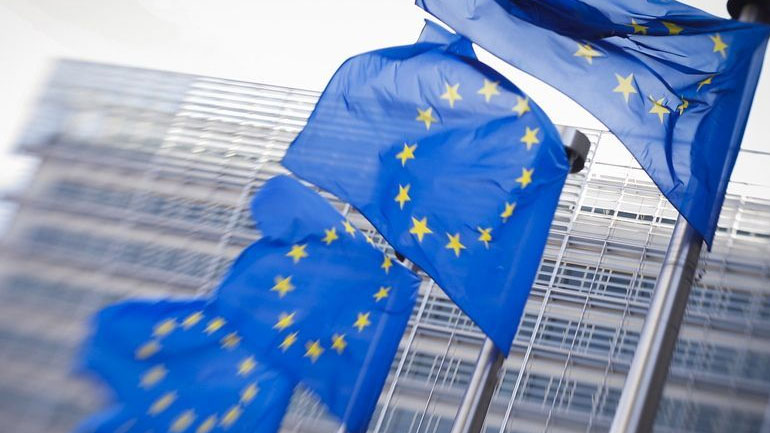 Στο επίκεντρο το πακέτο Γιούνκερ για το νέο πλαίσιο στήριξης της Ε.Ε.