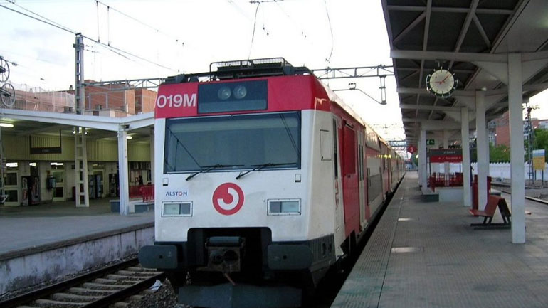 Εκκενώνεται σιδηροδρομικός σταθμός στη Μαδρίτη Εκκενώνεται σιδηροδρομικός σταθμός στη Μαδρίτη