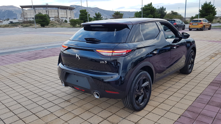 Η πίσω όψη του γαλλικού μοντέλου