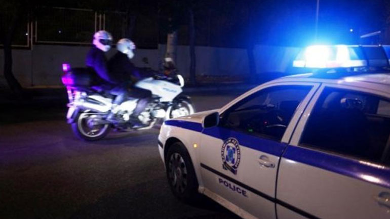 Πάτρα: Άγνωστοι πέταξαν μπουκάλια σε διερχόμενα αυτοκίνητα προκαλώντας ζημιές