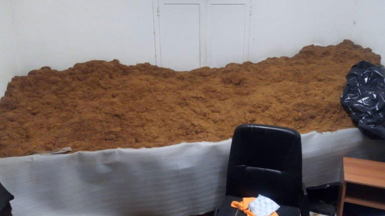 Ασπρόπυργος: Τρεις συλλήψεις για εμπόριο λαθραίου καπνού Ασπρόπυργος: Τρεις συλλήψεις για εμπόριο λαθραίου καπνού