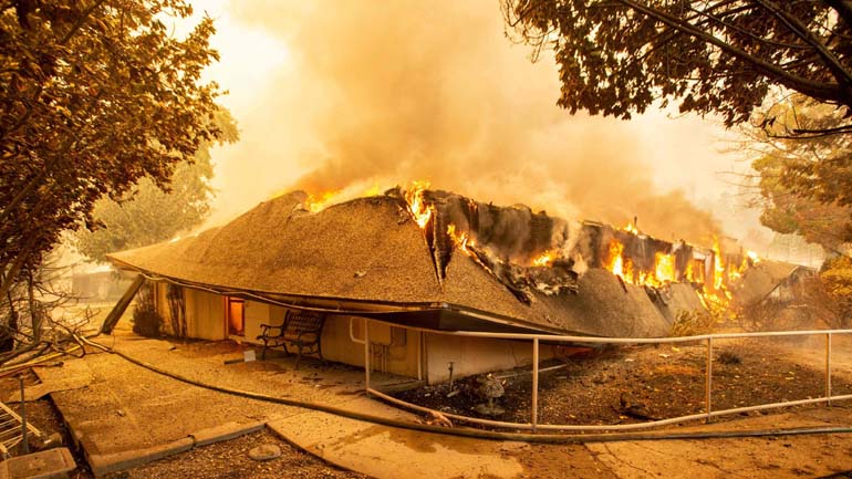 Καλιφόρνια: Στους 29 οι νεκροί από τις πυρκαγιές